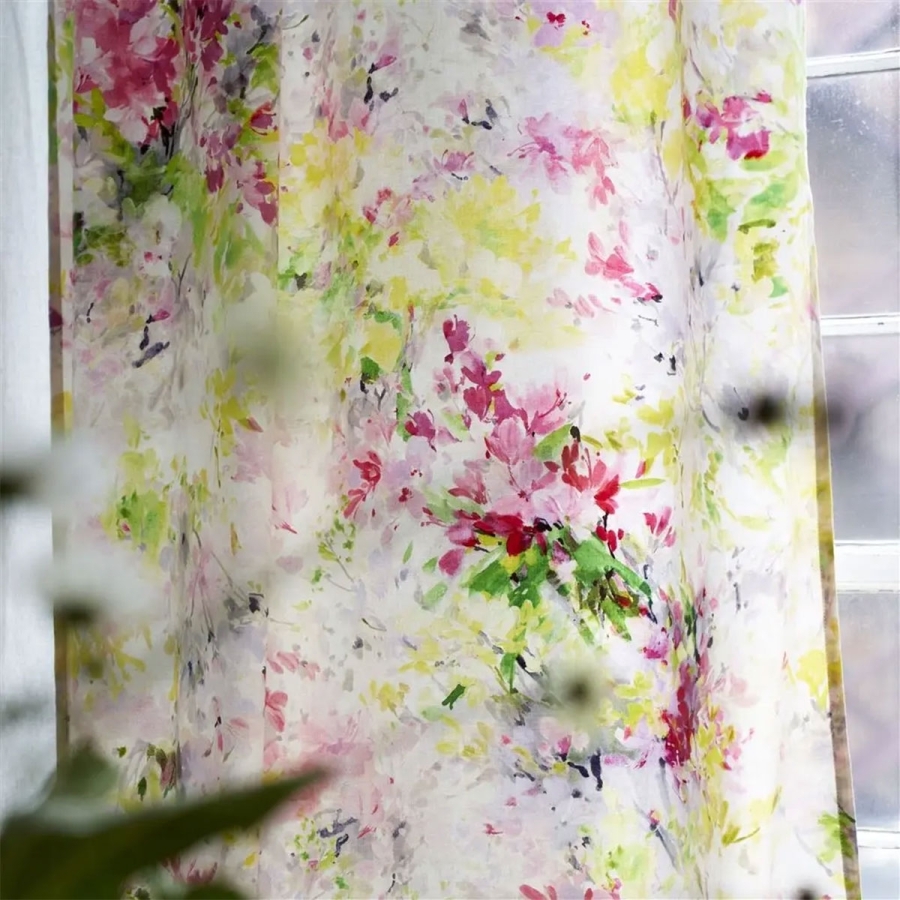 Ткань Designers Guild FDG3017/01 Carmontelle Azalea в интерьере