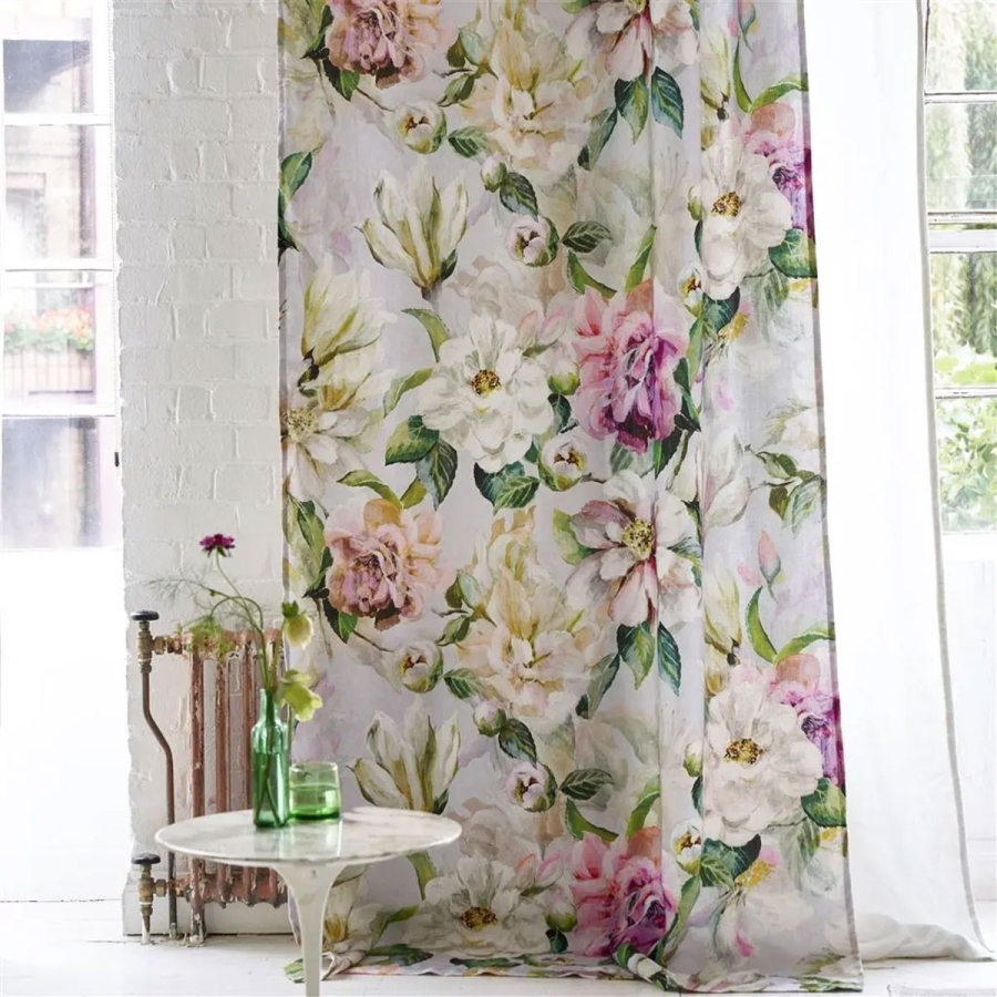 Льняная ткань Designers Guild FDG3024/01 Jardin Botanique Grande Peony в интерьере