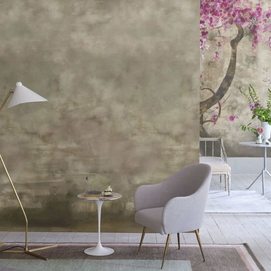 Панно на флизелиновом основании Designers Guild PDG1114/02 Suisai Sepia коллекции Scenes and Murals в интерьере