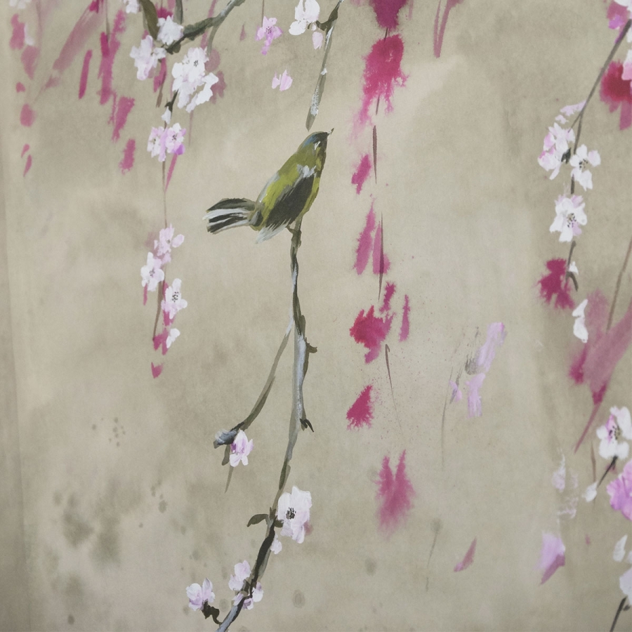 Крупный план панно Designers Guild PDG1116/01 Shinsha Scene 1 Blossom
