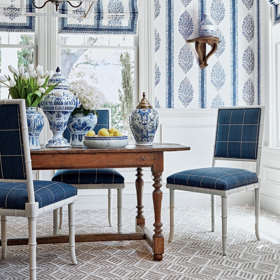 Ткань Thibaut W710201 Grassmarket Check Navy коллекции Colony в обивке мебели