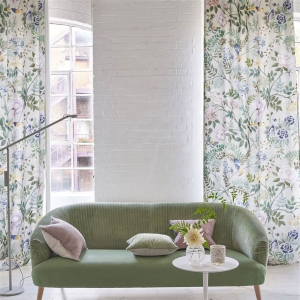 Льняная ткань Designers Guild FDG3015/03 Cameo коллекции Porcelaine de Chine в интерьере