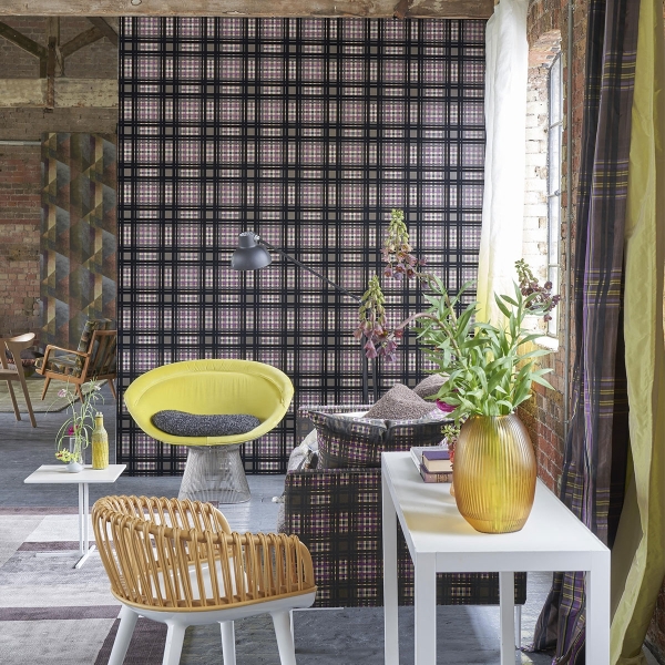 Ткань Designers Guild FDG3028/02 Patiali Chocolate коллекции Madhya в интерьере