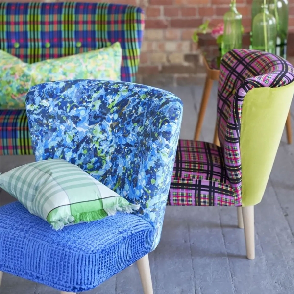 Ткань Designers Guild FDG3029/03 Odisha Cobalt в интерьере