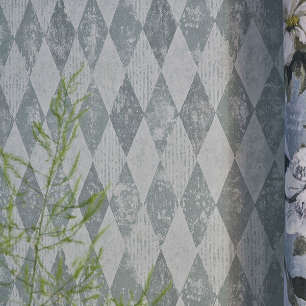 Обои флизелиновые Designers Guild PDG1090/06 Arlecchino Sky коллекции Foscari Fresco в интерьере