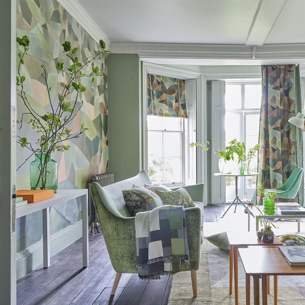 Обои флизелиновые Designers Guild PDG1110/01 Geo Moderne Jade в интерьере